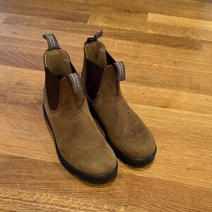 Blundstone Tan Leather Chelsea Boots 9
